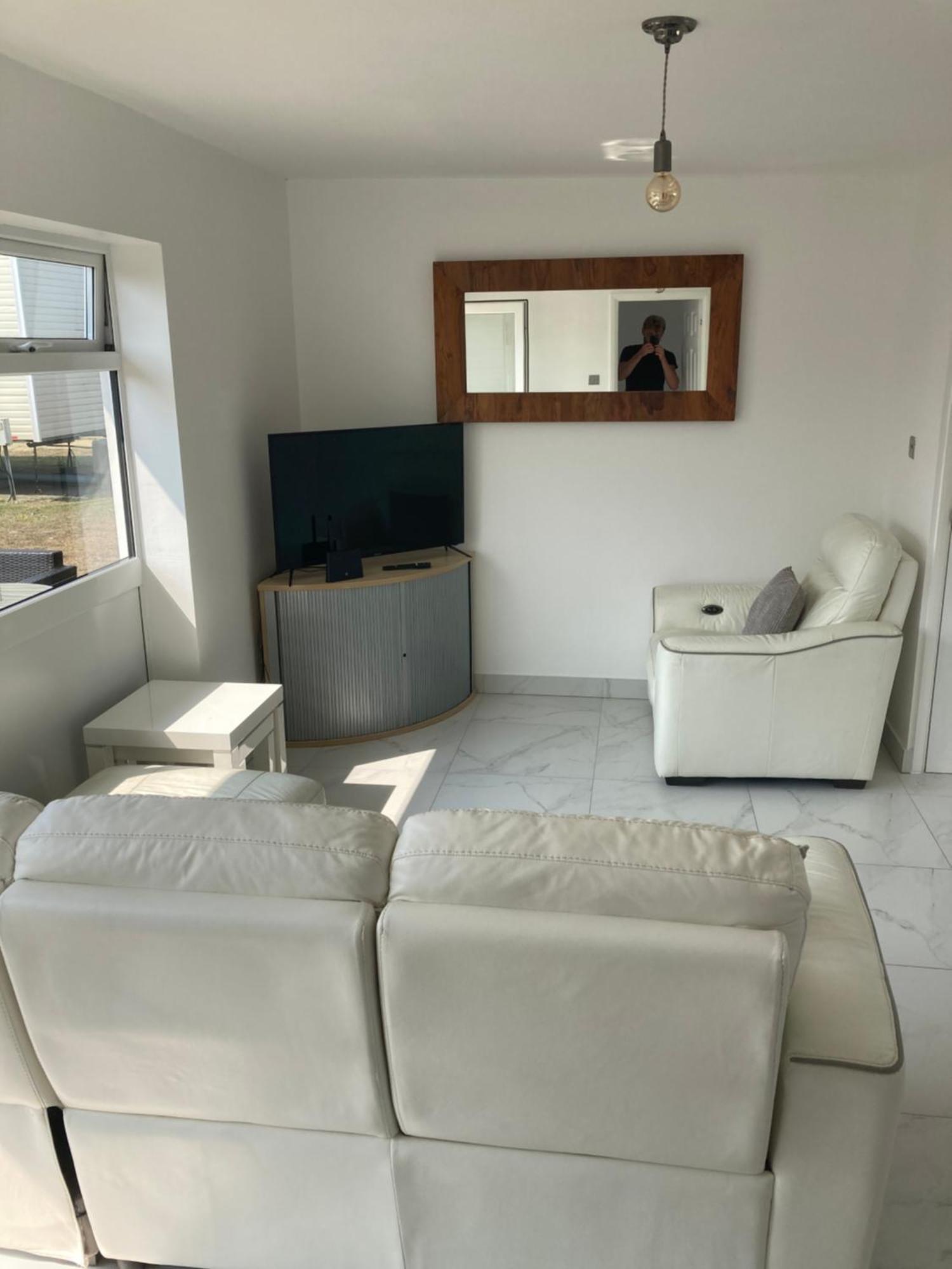 2 Bed Chalet Romney Sands Greatstone Kültér fotó