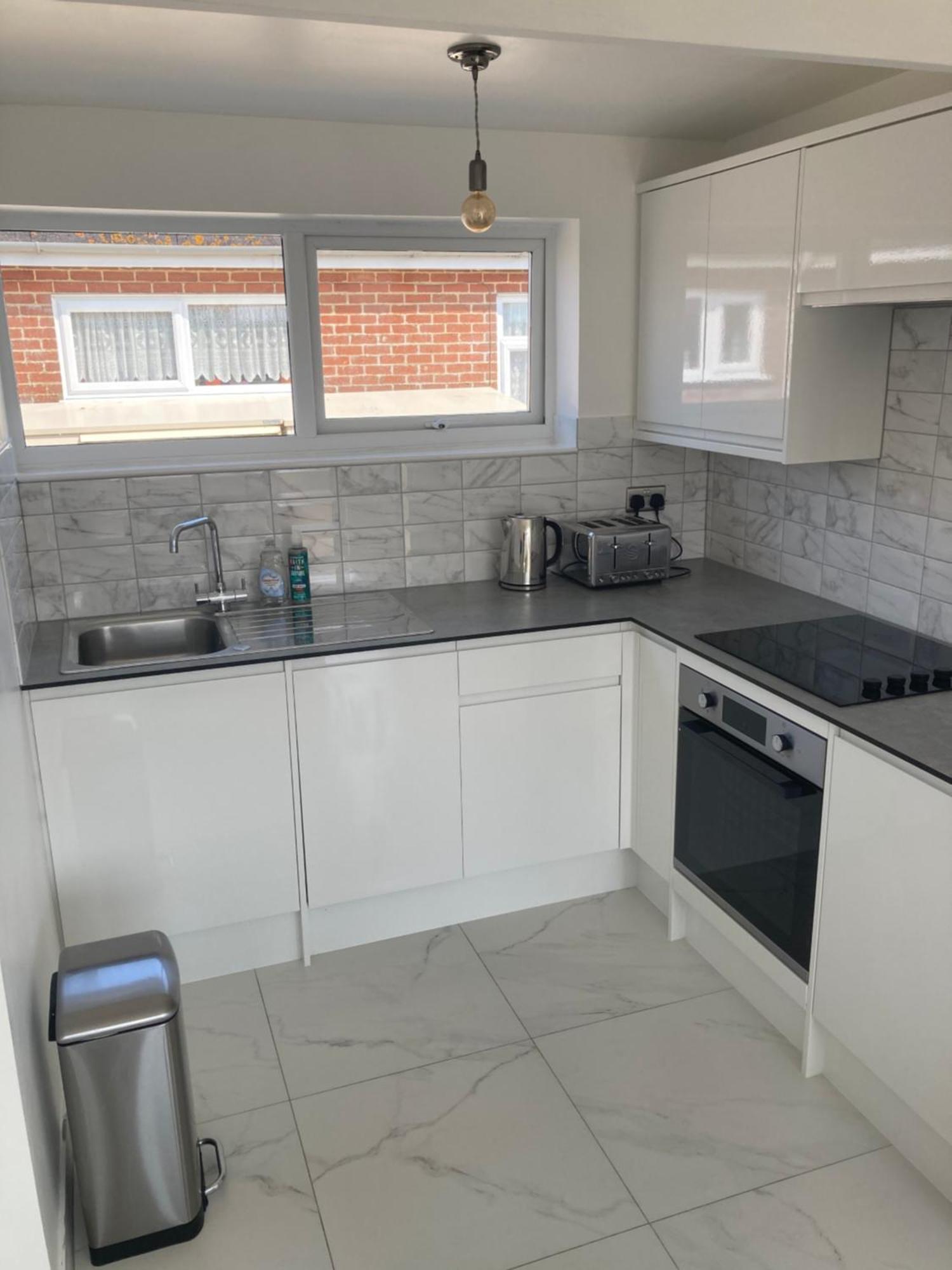 2 Bed Chalet Romney Sands Greatstone Kültér fotó