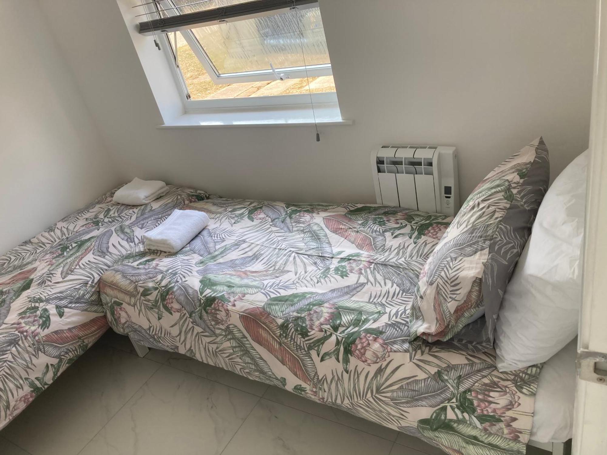 2 Bed Chalet Romney Sands Greatstone Kültér fotó